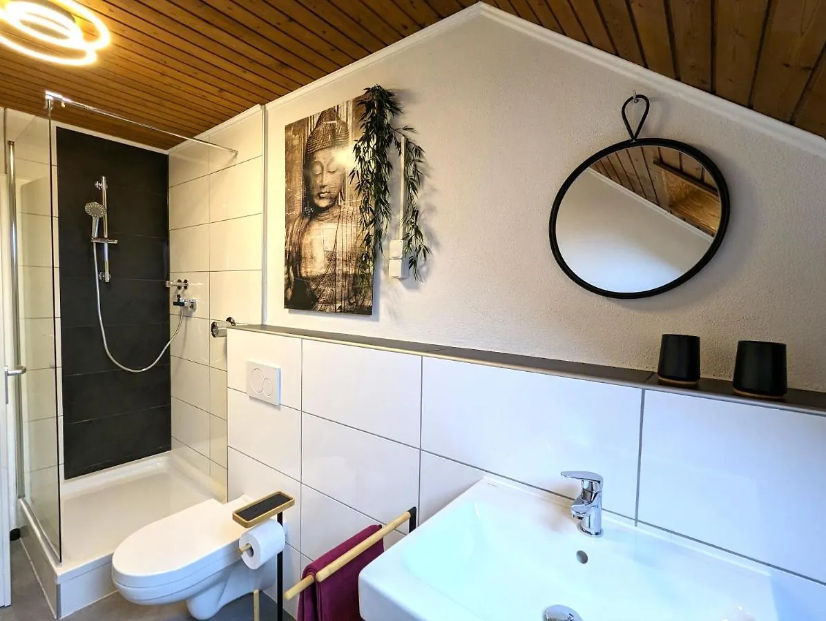 Apartment Lakeside Living Pfalz - Free Parking & Balkony Neuhofen