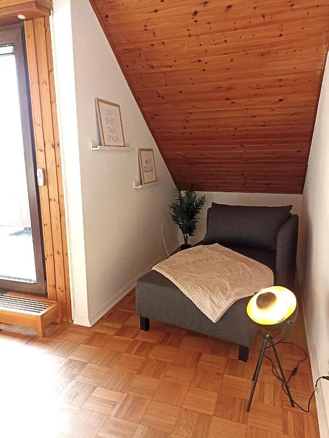 Apartment Lakeside Living Pfalz - Free Parking & Balkony Neuhofen
